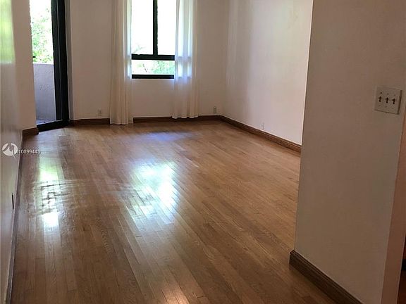 2nd image of 181 Crandon Blvd APT 209