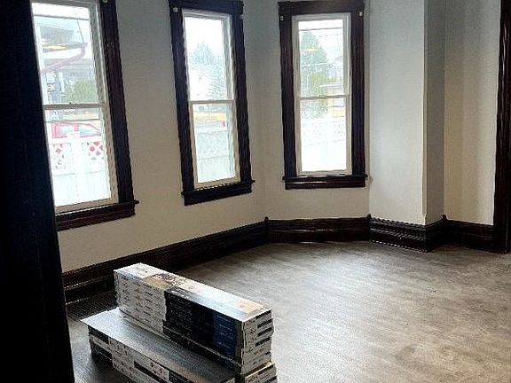 Inside of 110 S. 7th St.