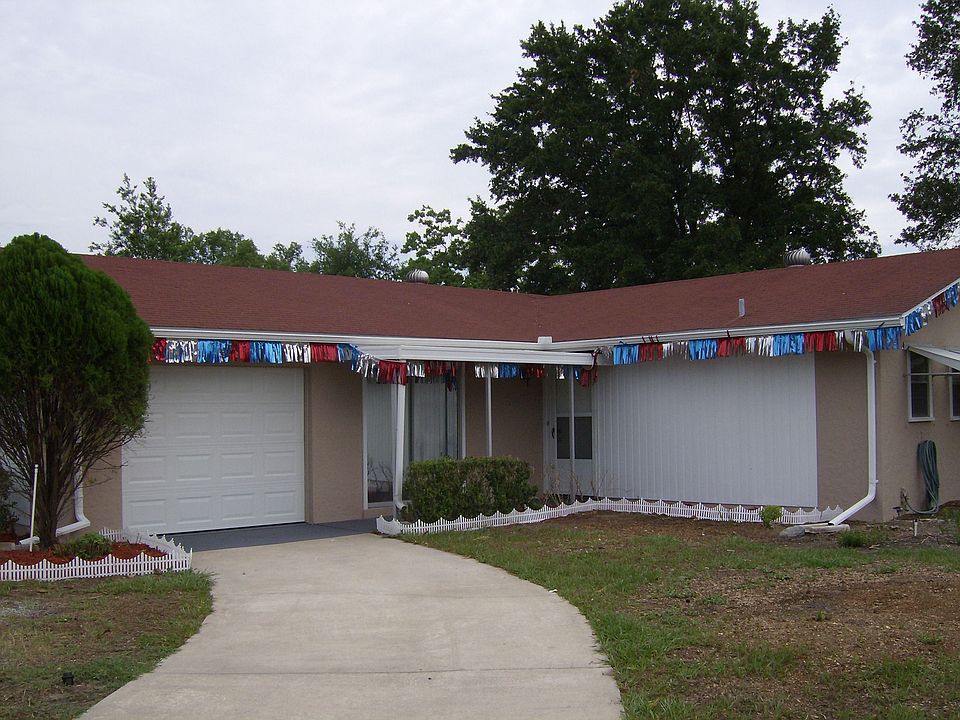 Affordable 2/2/1 in Shores