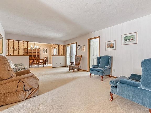 3rd image of 6060 Cabot Ct Unit 11-1