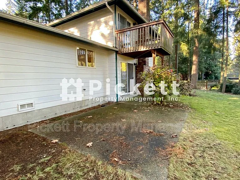 7293 Pheasant Cir NE — Photo 25