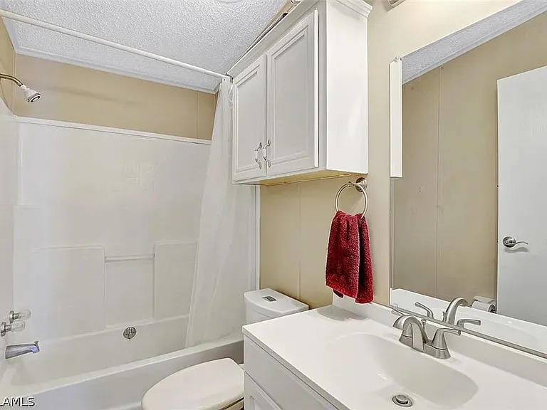 2023 Gish Ln — Photo 15