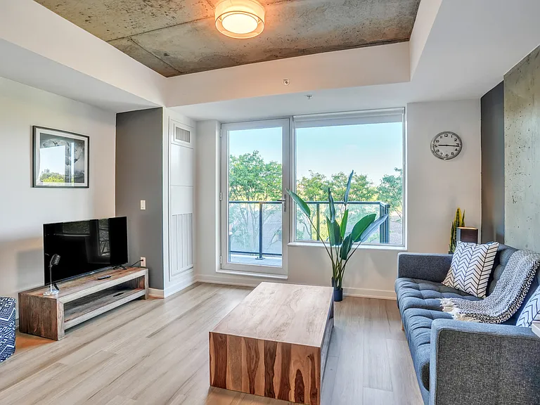 36 Robinson Ave — Photo 21