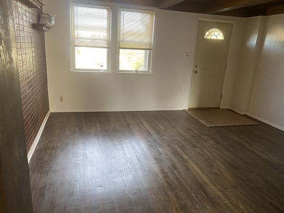 3rd image of 217 W Edgevale Rd