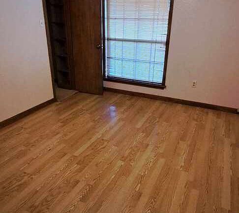 5th image of 1401 Buckingham Dr