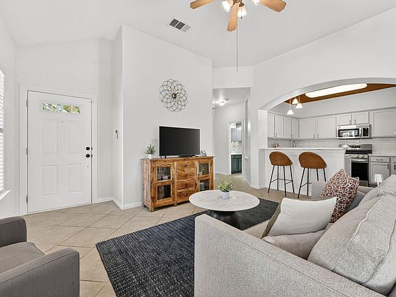 3rd image of 6801 Beckett Rd Unit 114R
