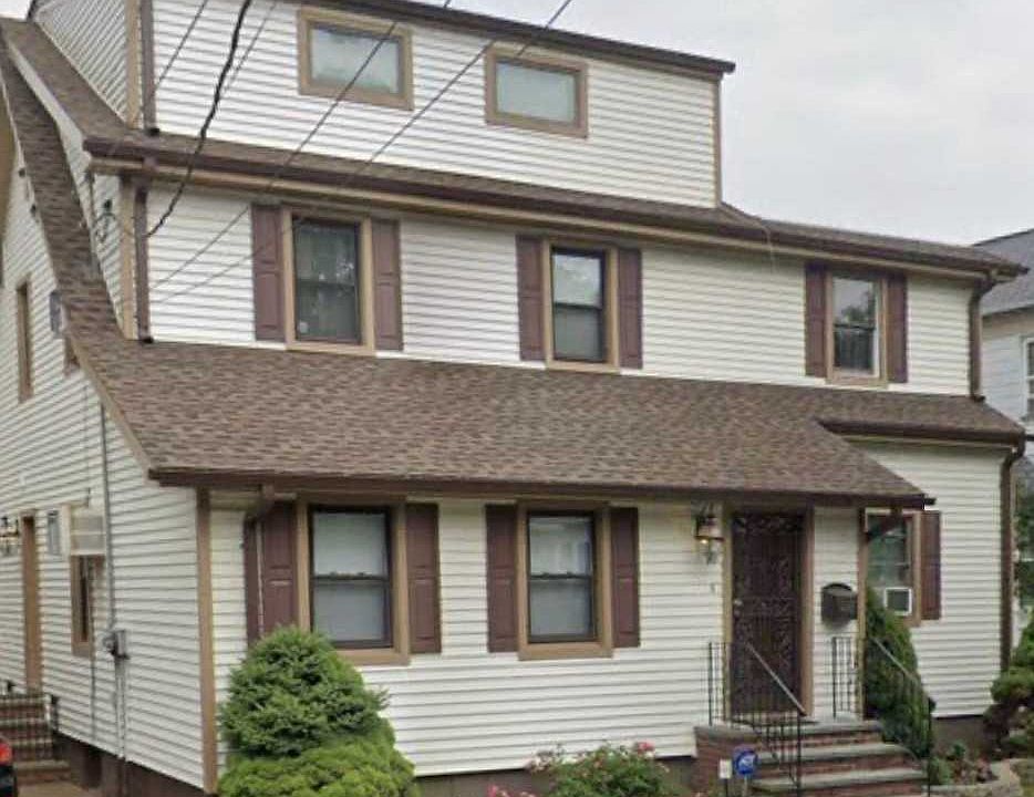 2nd image of 4037 195th St