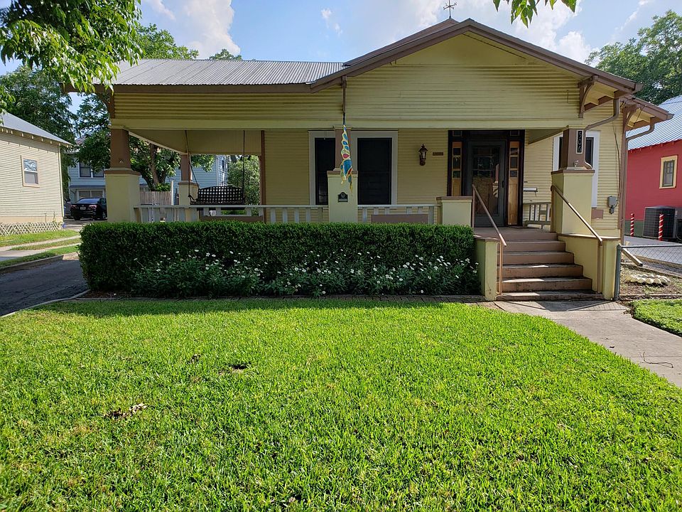 1st image of 506 Comal Ave