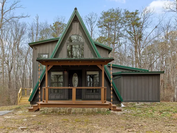 170 Miller Cove Cir, Signal Mountain, TN 37377