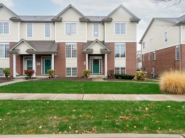 10656 Dani Ln, Orland Park, IL 60462
