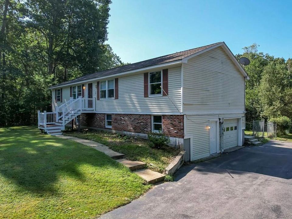 1st image of 9 Gardner Cir #A