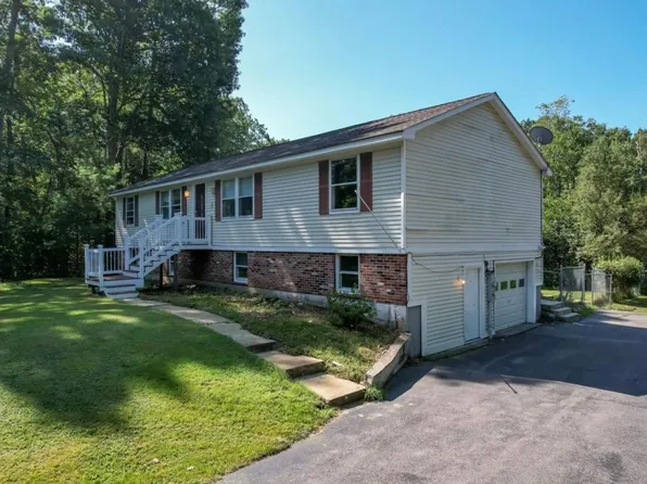 9 Gardner Cir #A, Londonderry, NH 03053