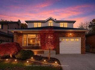 35 Trenholme Cres, Hamilton, ON L8W2L4