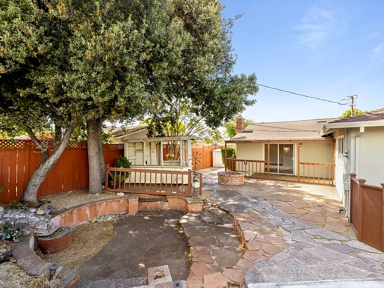 2622 Tartan Dr — Photo 25