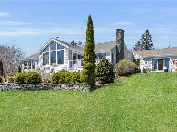 61 Lighthouse Road, Owls Head, ME 04854