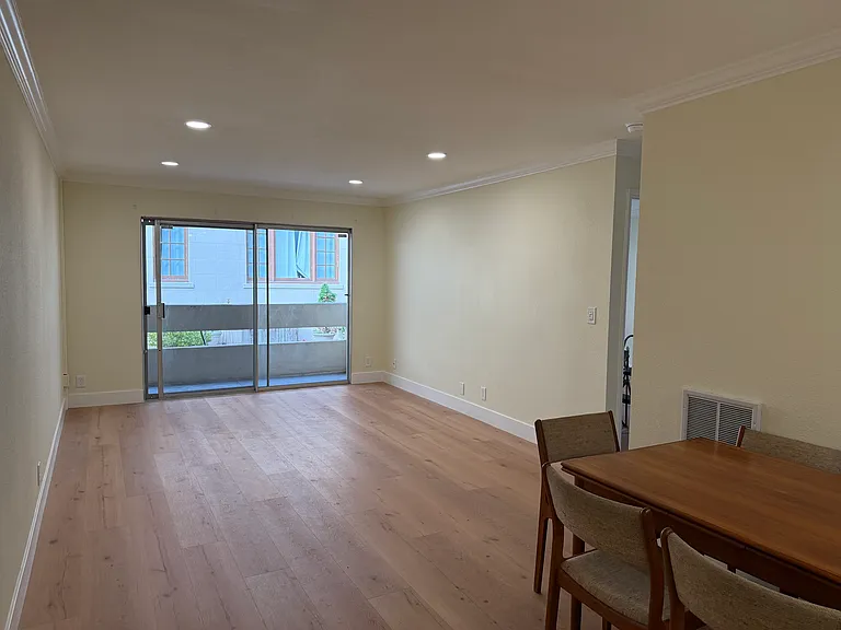151 Lakeside Dr #213 — Photo 12