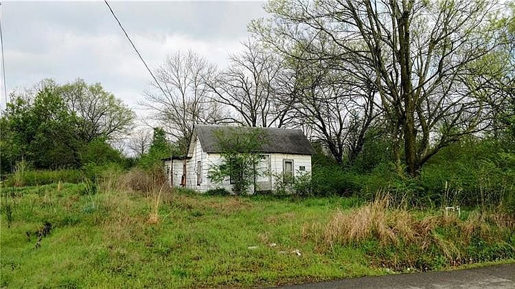 2nd image of 389 S Owen Ave