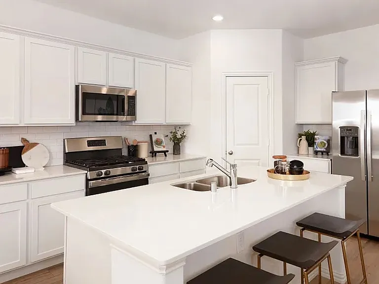 1462 Everett Gardens Way — Photo 6