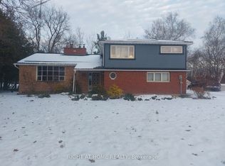 19 Shepherd Rd, Whitby, ON L1M 1G8