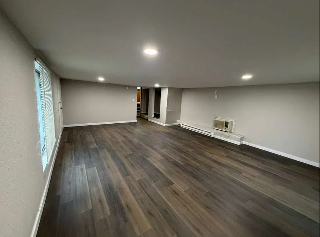 2 bed, 1100 sqft, $1,200 — Photo 2