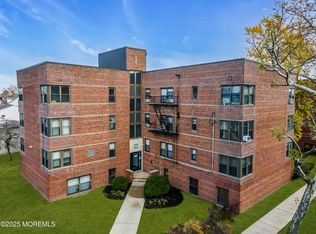 67 W 48th St APT 235, Bayonne, NJ 07002