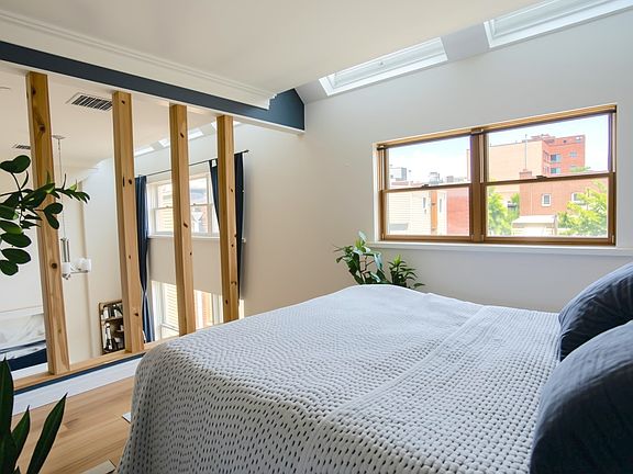 4th image of 181 Withers St APT 2B