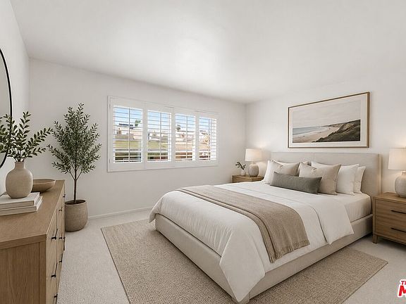 4th image of 1127 10th St APT 201