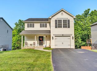 2844 Green Ridge Rd, Roanoke, VA 24019