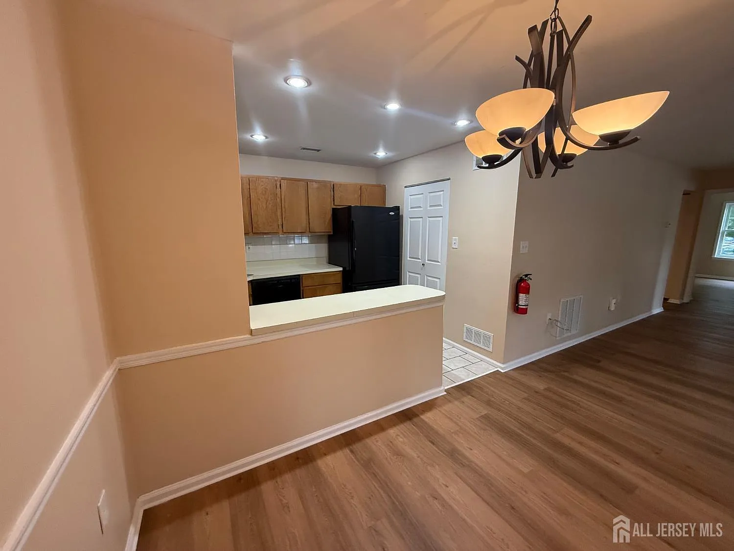 2 bed, 2.0 bath, $2,500 — Photo 3