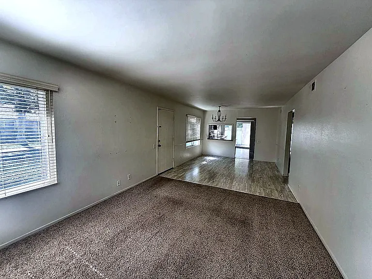 1598 Gatewood Ct — Photo 9