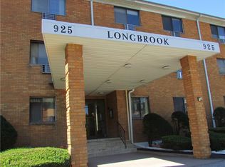 925 Longbrook Ave APT 309, Stratford, CT 06614