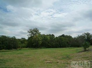 650 Carolyn T Hunt Dr, Cedar Hill, TX 75104