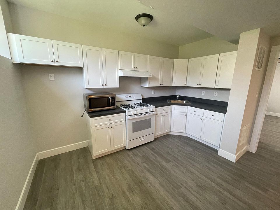 1st image of 74 Terrace Ave #1