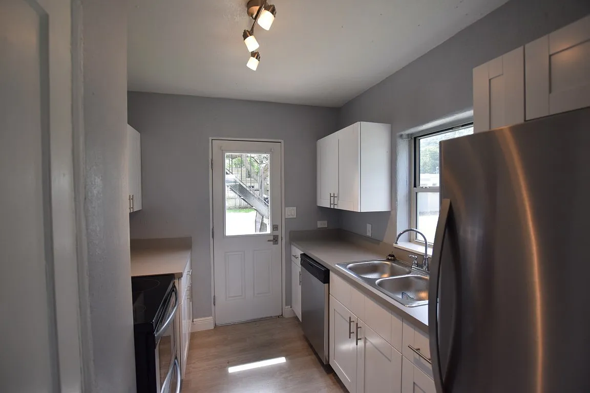 620 Florida Street — Photo 2