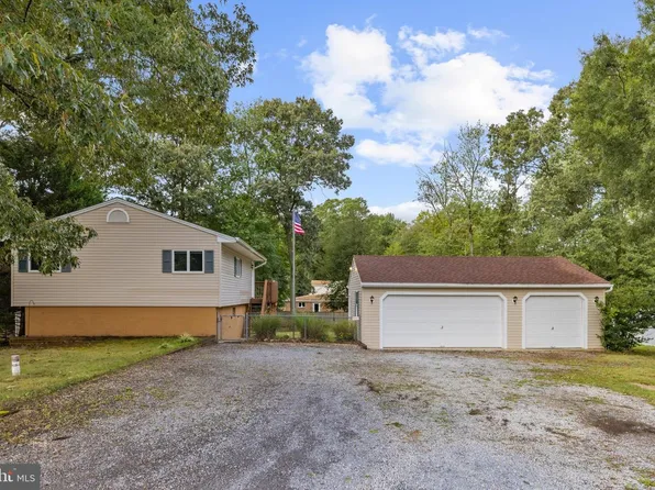 619 Sutton Dr, Pasadena, MD 21122