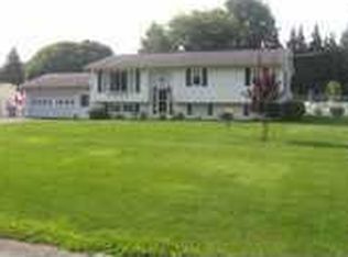 1744 Seneca Trl, Waterloo, NY 13165