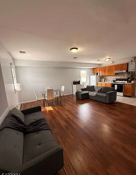 296 Passaic St #3 — Photo 1
