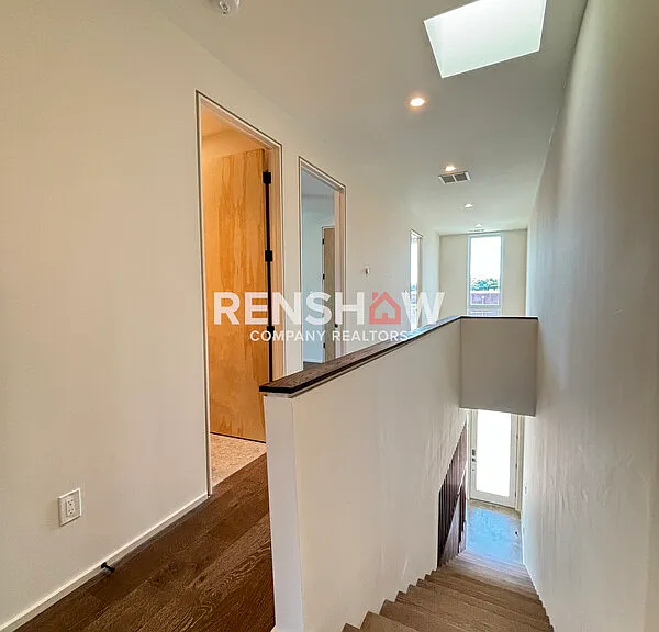 38 Angelus St — Photo 18