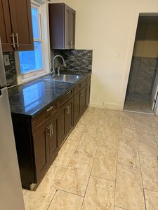 (Undisclosed Address), Mount Vernon, NY, 10550