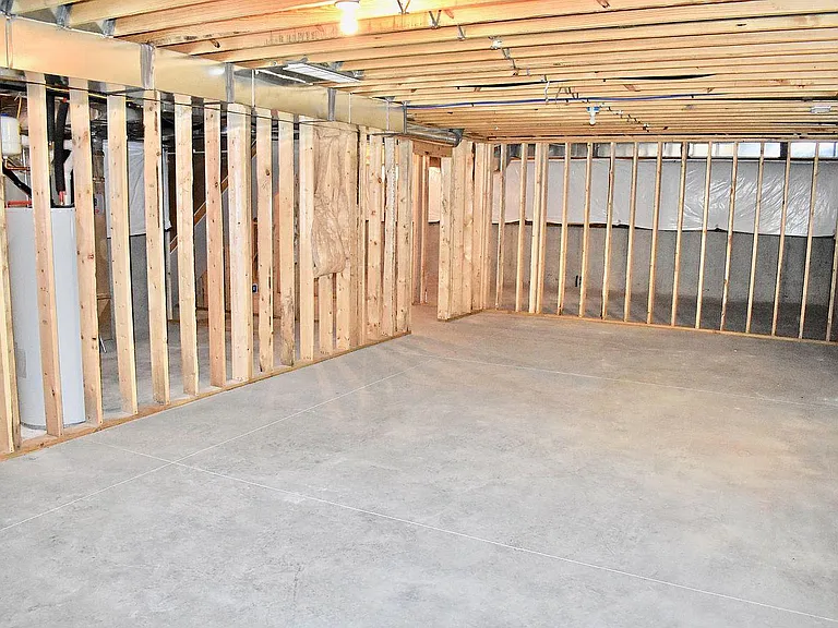 6631 Heritage Hills Dr — Photo 12