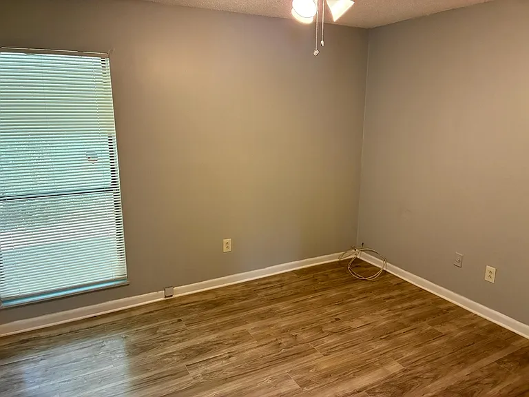 5219 Plymouth St — Photo 4