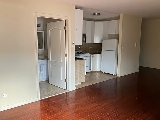 1 bed, 700 sqft, $1,400 — Photo 4