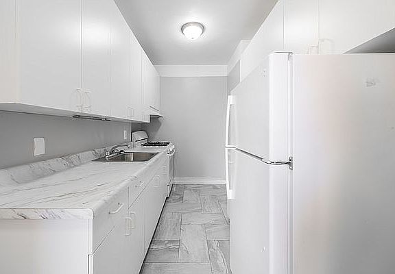 2nd image of 7714 Bay Pkwy APT 3B