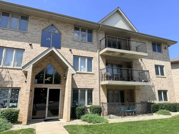 5150 Shadow Creek Dr Unit 10, Oak Forest, IL 60452