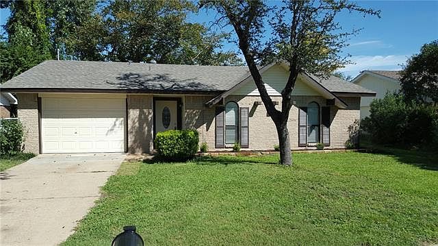1st image of 502 Campfire Dr