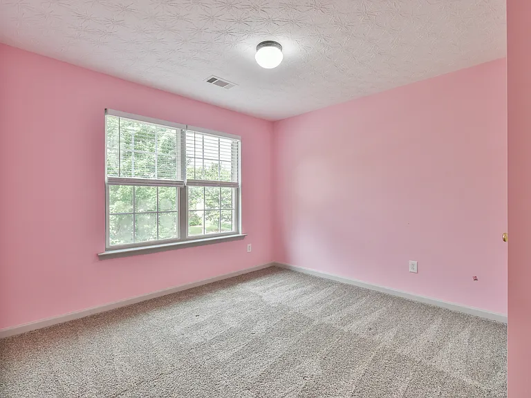778 Roxholly Ln — Photo 23