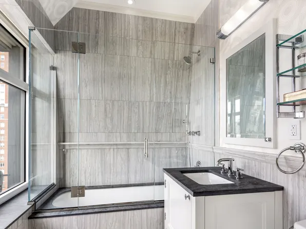 132 East 65th Street image 14 of 23