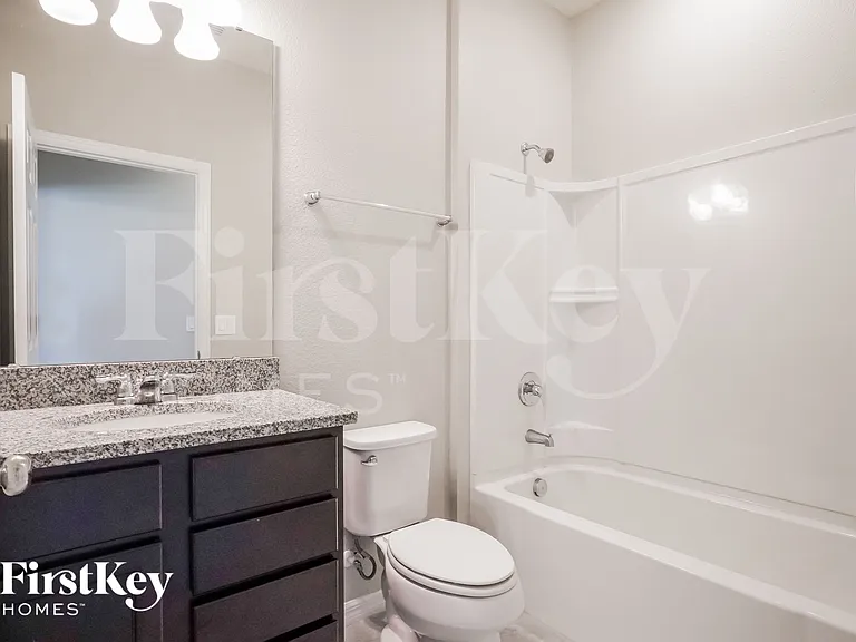 1869 Cayman Cove Cir — Photo 15
