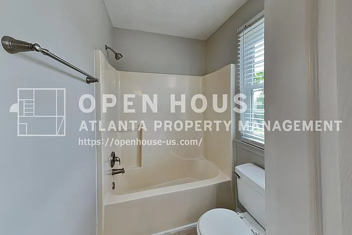 3366 English Oaks Dr NW — Photo 18