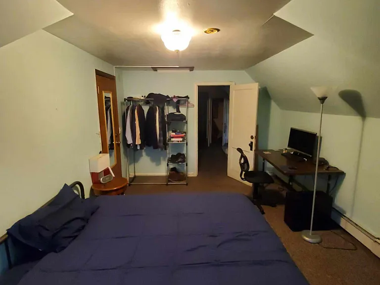 649 Erie St SE #5 — Photo 5